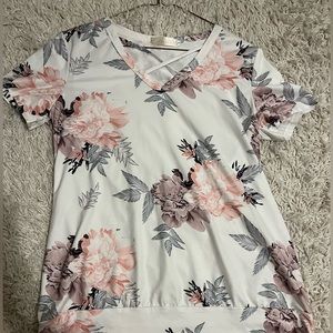 floral print shirt